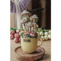 Bögrés Kalaposak-Tavaszi Asztaldísz 4