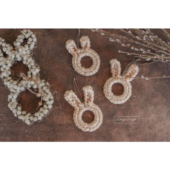 Bézs Horgolt Nyuszik - Húsvéti Dísz Szett